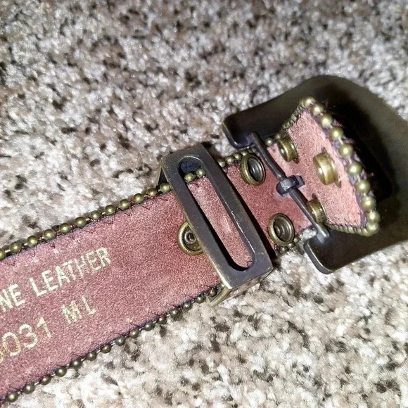 Brown Genuine leather rhinestone, studded and crosses Rodeo bling belt. SIZE M - Picture 9 of 13